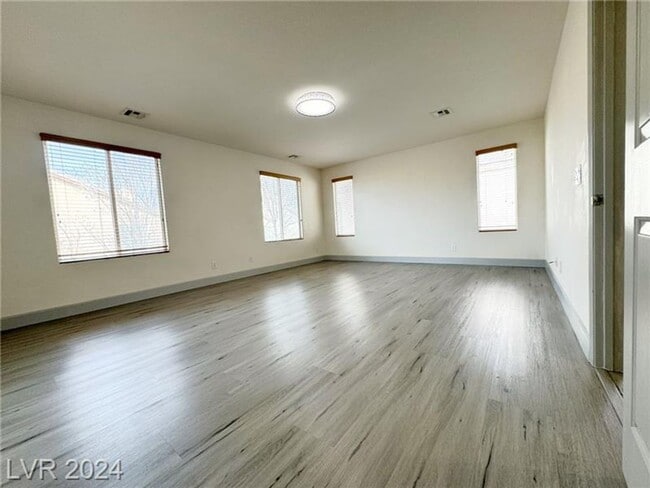 Building Photo - 6596 Polonius Ct