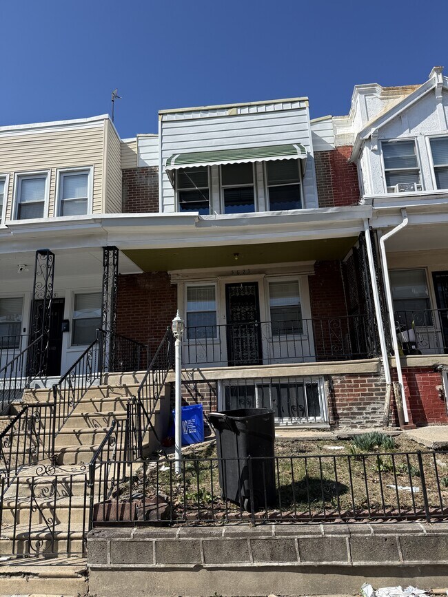 Building Photo - 5623 Ridgewood St