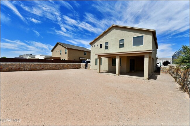 Building Photo - 2840 Tierra De Moyo Pl