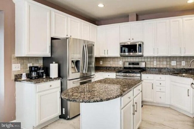 Building Photo - 19111 Chartier Dr