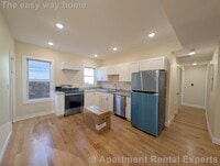 Building Photo - 5-7 Lowell Cir Unit #1