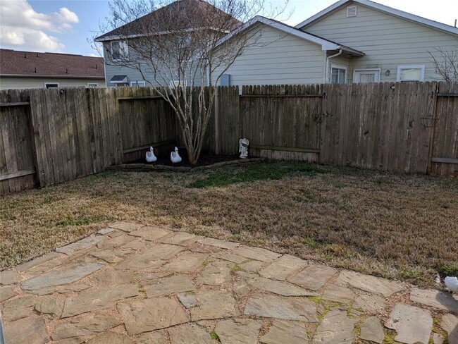 Building Photo - 21111 Sweet River Ln
