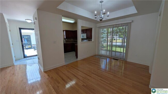 Building Photo - 1783 Chateau Pl