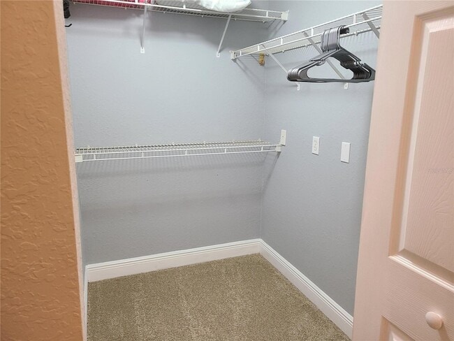 Building Photo - 8932 Manor Loop