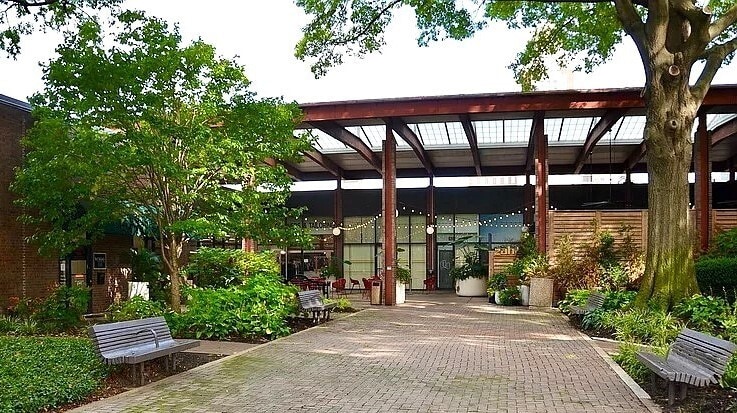 Private landscaped grounds with on-site dining and gathering spaces, including Zahav restaurant - 200 Locust St