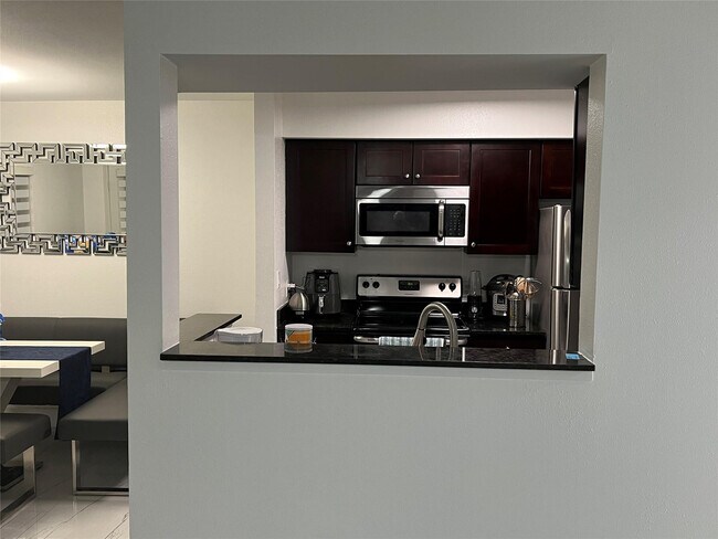 Building Photo - 2425 NW 33rd St