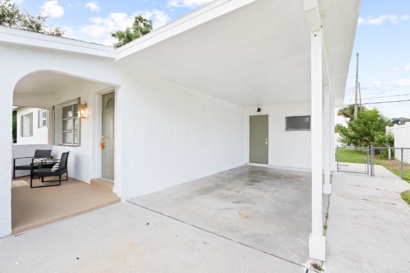 Building Photo - 6716 81st Ave