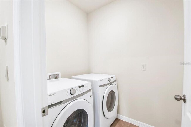 Building Photo - 1502 Wax Myrtle Wy