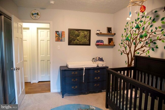 Building Photo - 43017 Fairgrounds Rd