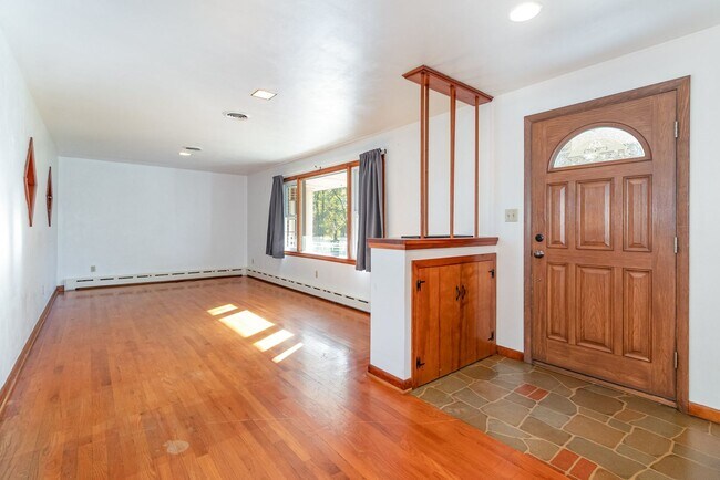 Building Photo - 800 Spruce St