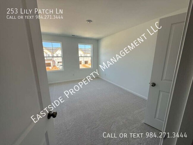 Building Photo - 253 Lily Patch Ln