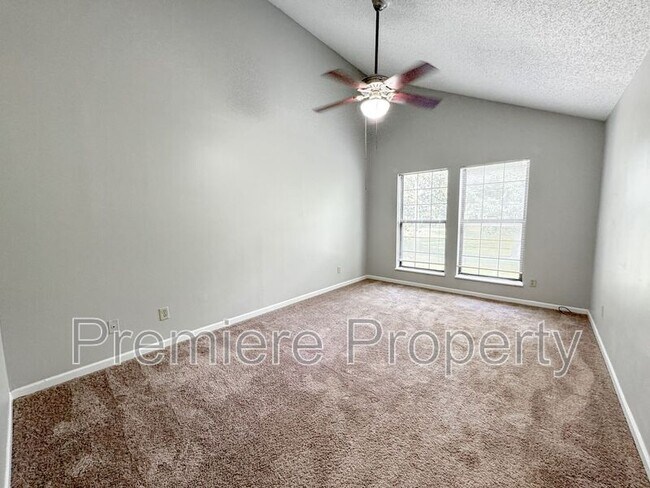 Building Photo - 3 E 133rd St