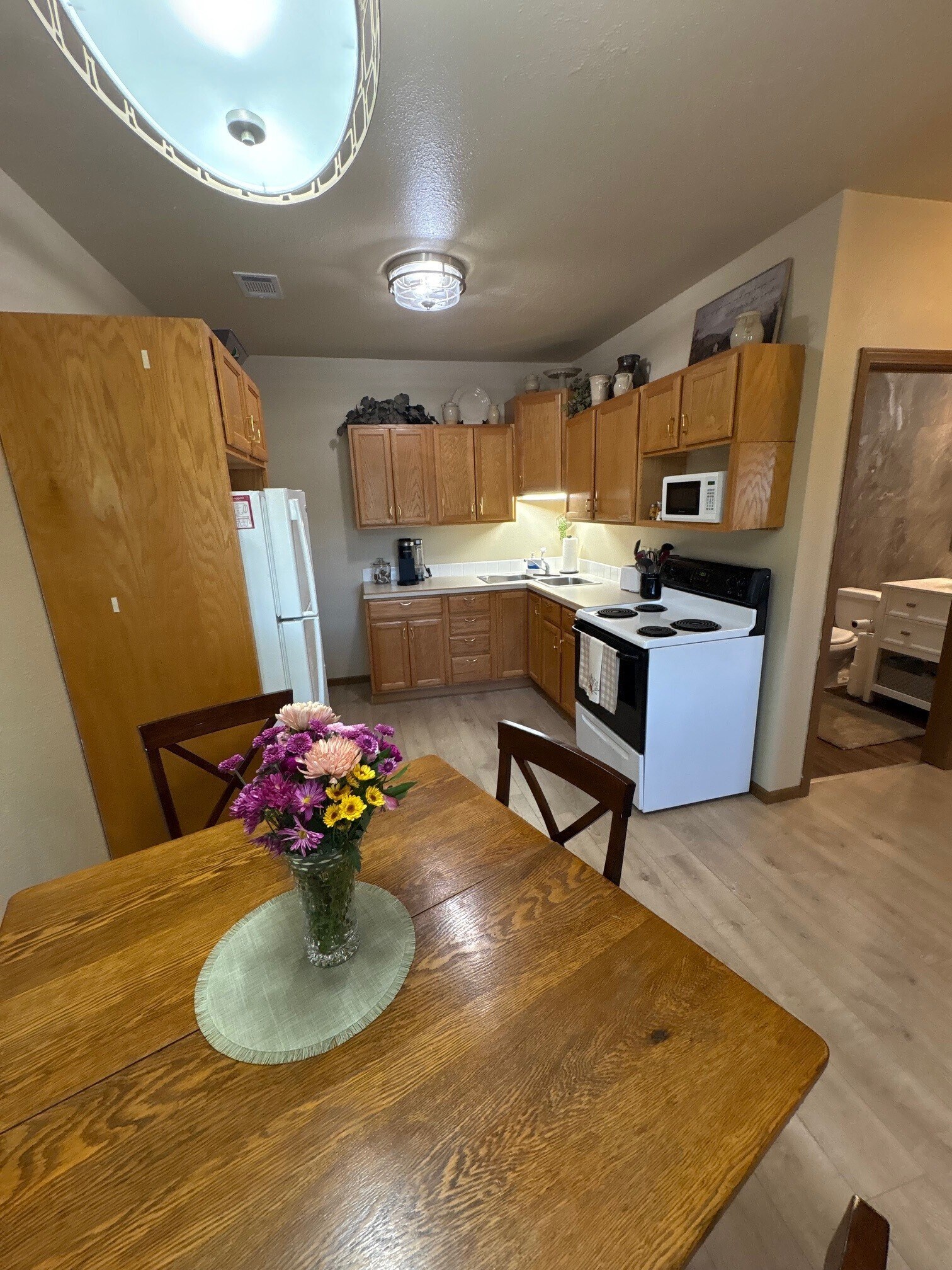 KITCHEN - 125 W Main St