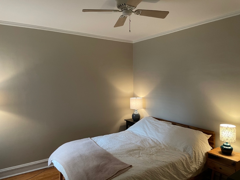 Building Photo - 1468 W Winnemac Ave