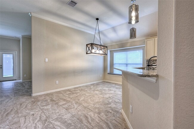 Building Photo - 3823 Cactus Field Ln