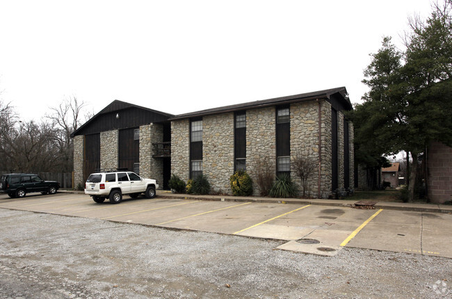 Primary Photo - Wolf Creek Apartments