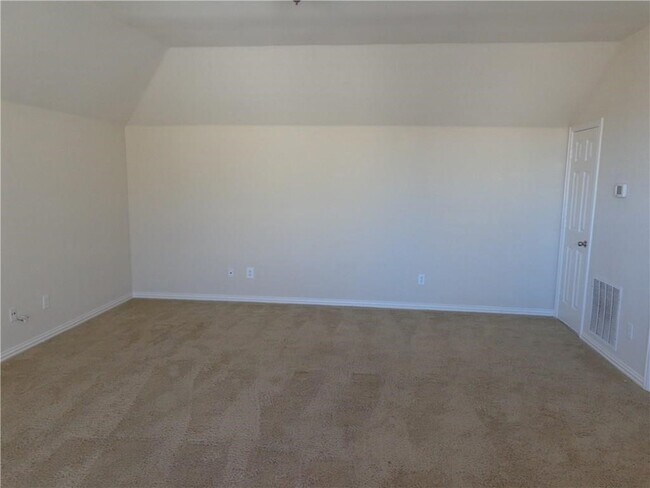 Building Photo - 7064 Bethlehem Dr