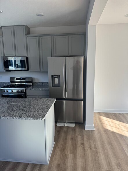 Building Photo - 179 Lockheed Dr