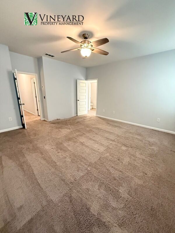 Building Photo - 247 Centennial Cir