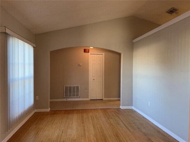 Building Photo - 375 Kaila Ct