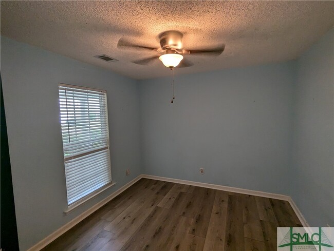Building Photo - 116 Peregrine Cir