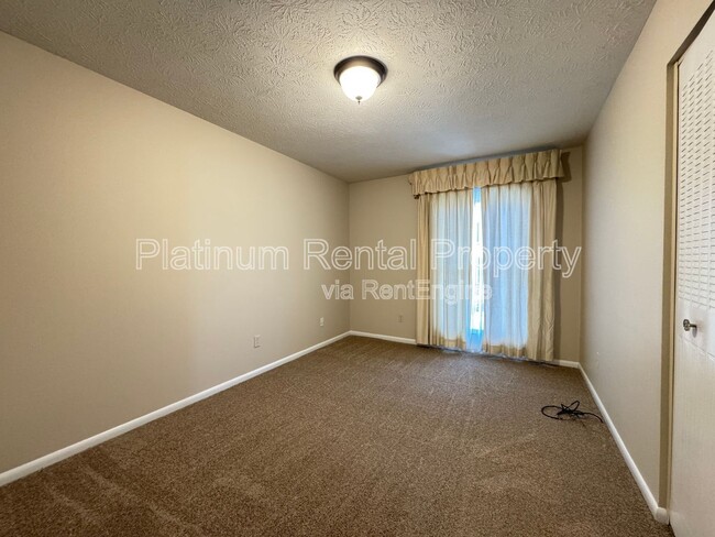 Building Photo - 3825 Lavista Rd