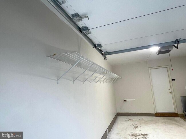 Building Photo - 1503 Liberty Ct