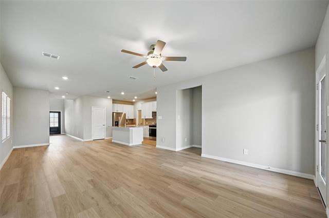 Building Photo - 515 Ezra Ln