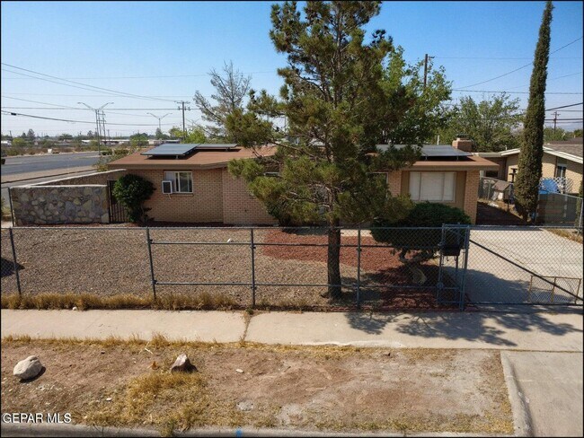 Building Photo - 5726 Dearborne Dr