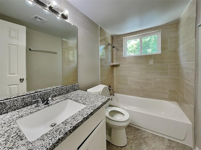 Building Photo - 29623 Raestone St