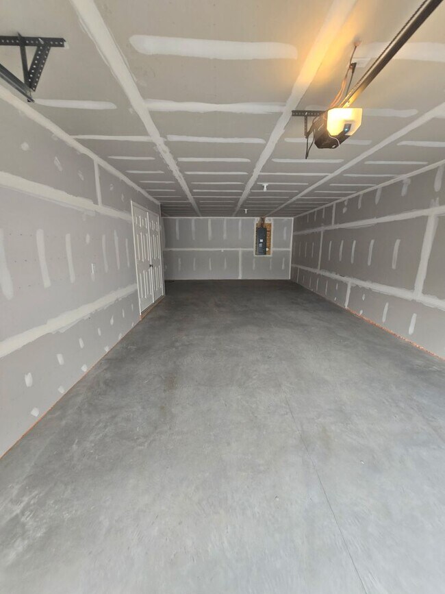 Building Photo - New build 3 bed, 2.5 bath in Carlisle