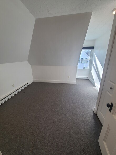 Building Photo - 1628 Massachusetts Ave