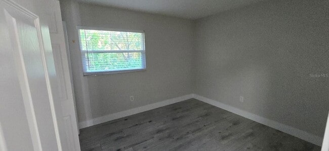 Building Photo - 3722 Rosemary Dr