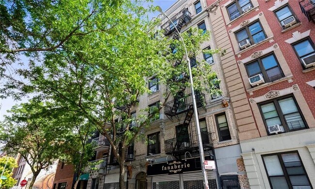 Building Photo - 339 Bedford Ave