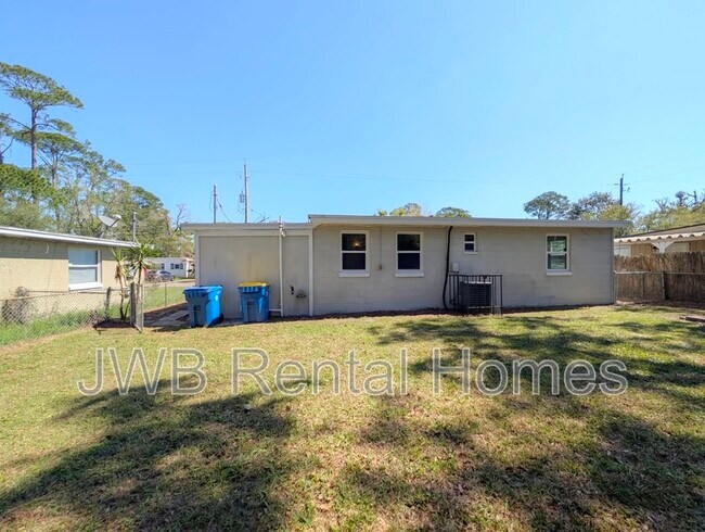 Building Photo - 9064 11th Ave