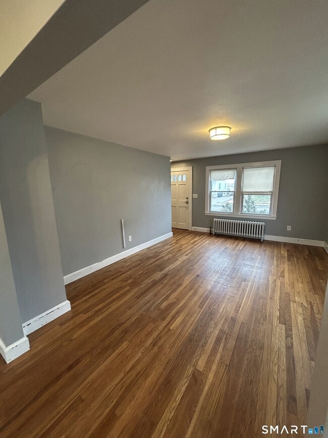 Building Photo - 62 W Elderkin Ave