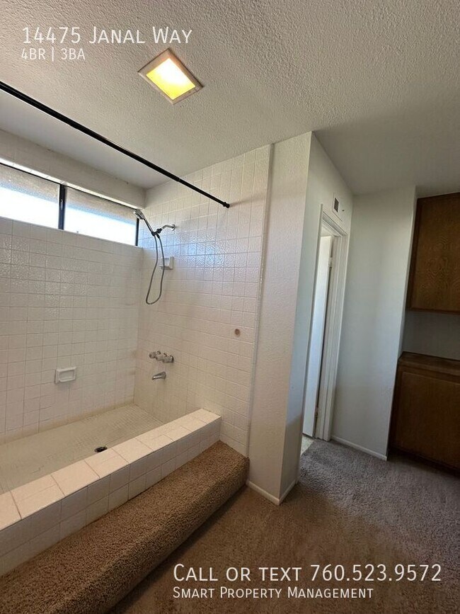 Building Photo - 14475 Janal Way