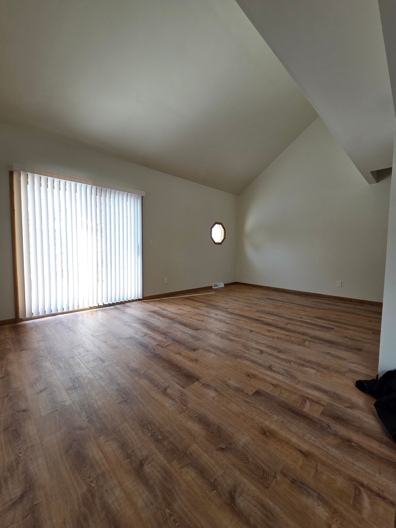 Living Room - 2002 Madera St