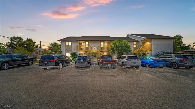 Building Photo - 1126 SE 8th St