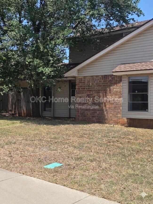 Building Photo - 6713 Lyrewood Ln