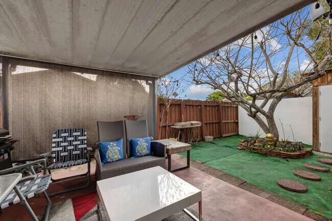 Building Photo - 5310 SW 138th Pl