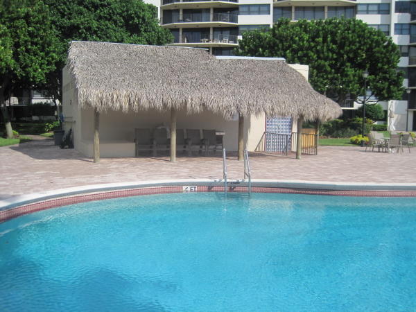 Building Photo - 859 Jeffery St