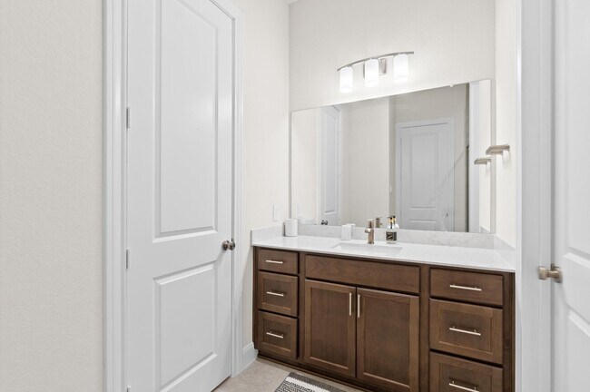 Building Photo - 12826 Raemoir Dr