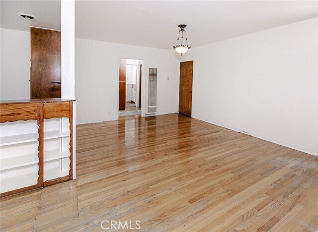 Building Photo - 1217 N Kingsley Dr
