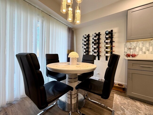 Building Photo - 2350 County Farm Ln