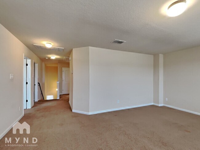 Building Photo - 9627 Bricewood Oak