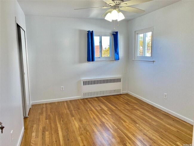 Building Photo - 54-20 Kissena Blvd