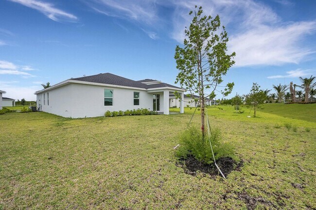 Building Photo - 3587 Angler Dr