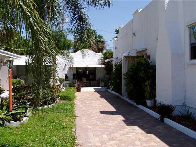 Building Photo - 319 Kenilworth Blvd