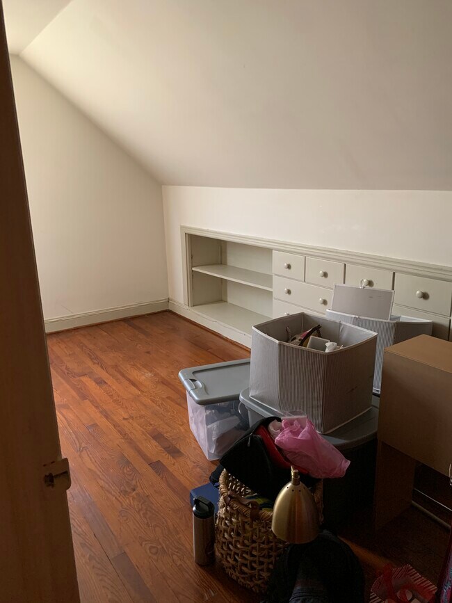 Bedroom 3 - 303 S Virginia St